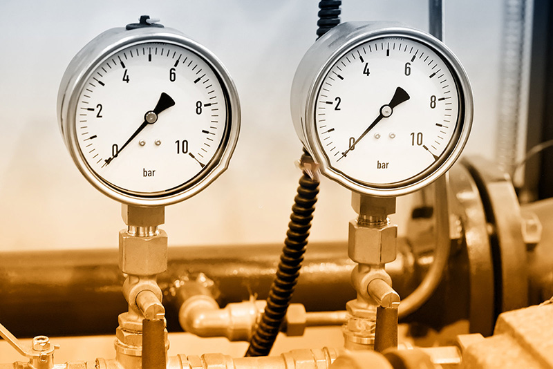 Beginner's Guide on How to Use a Voltage Regulator